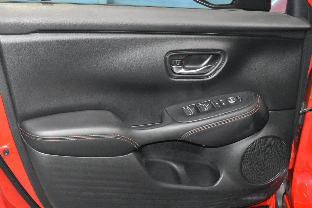 Used 2025 Honda HR-V Sport image 4