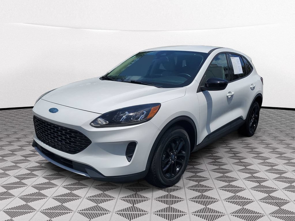 Used 2020 Ford Escape SE Sport FWD image 3