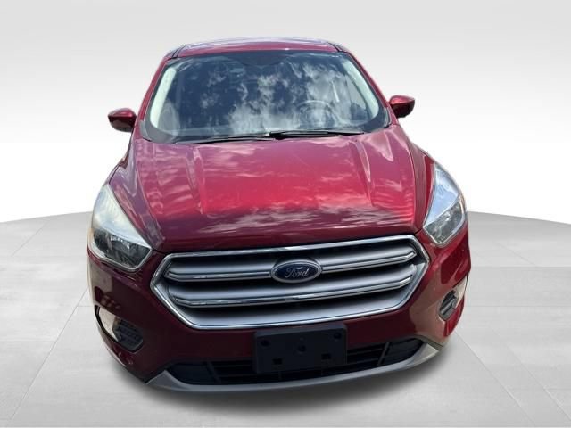 Used 2017 Ford Escape SE AWD/4WD image 2