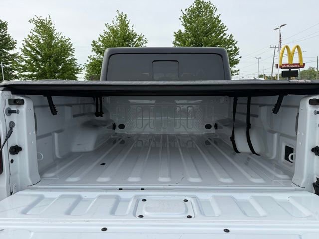 Certified 2022 Jeep Gladiator Sport AWD/4WD image 30