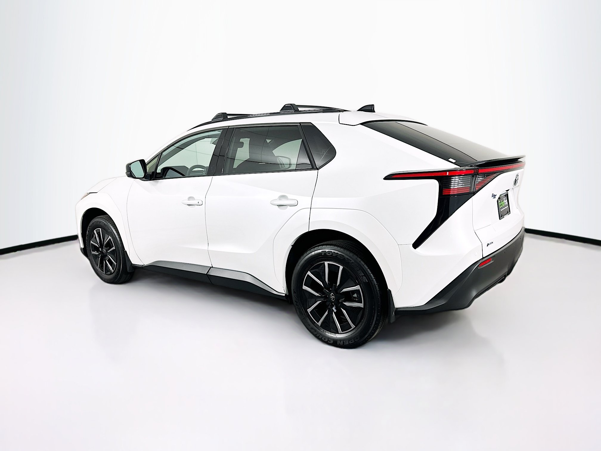 Used 2026 Toyota bZ FWD image 5