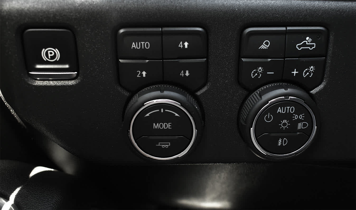 Used 2024 Chevrolet Silverado 1500 LT Trail Boss w/ LT Trail Boss Premium Package AWD/4WD image 21