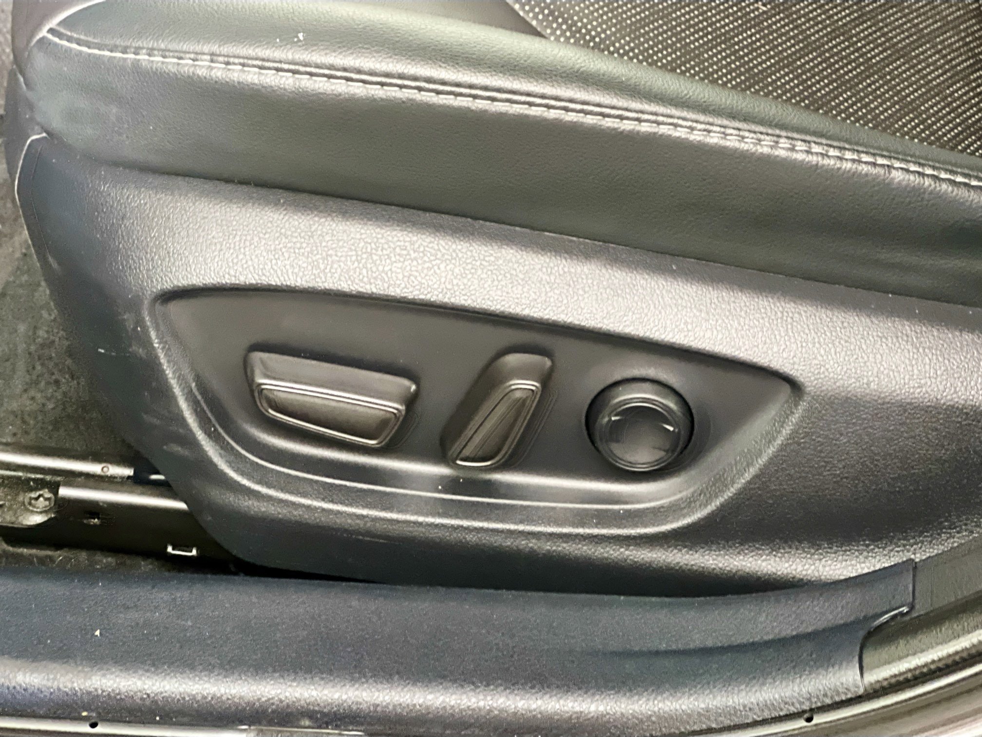 Used 2024 Toyota Camry XSE FWD image 15