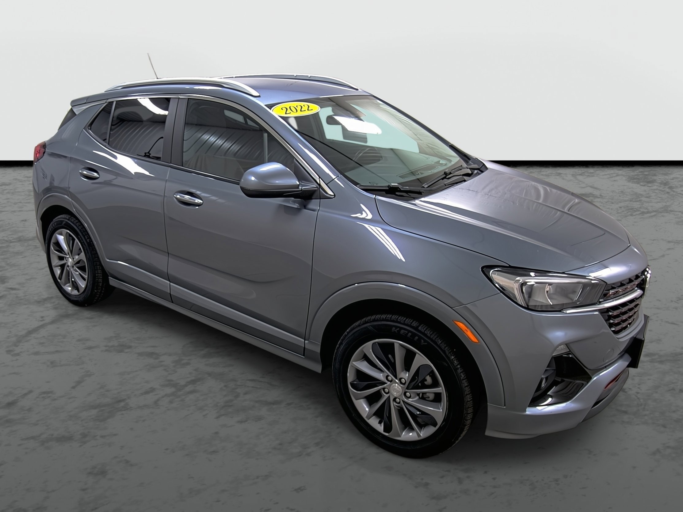 Used 2022 Buick Encore GX Select w/ Sport Touring Package AWD/4WD image 5