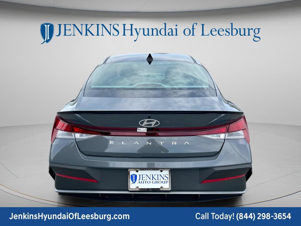 New 2026 Hyundai Elantra Sport FWD image 6
