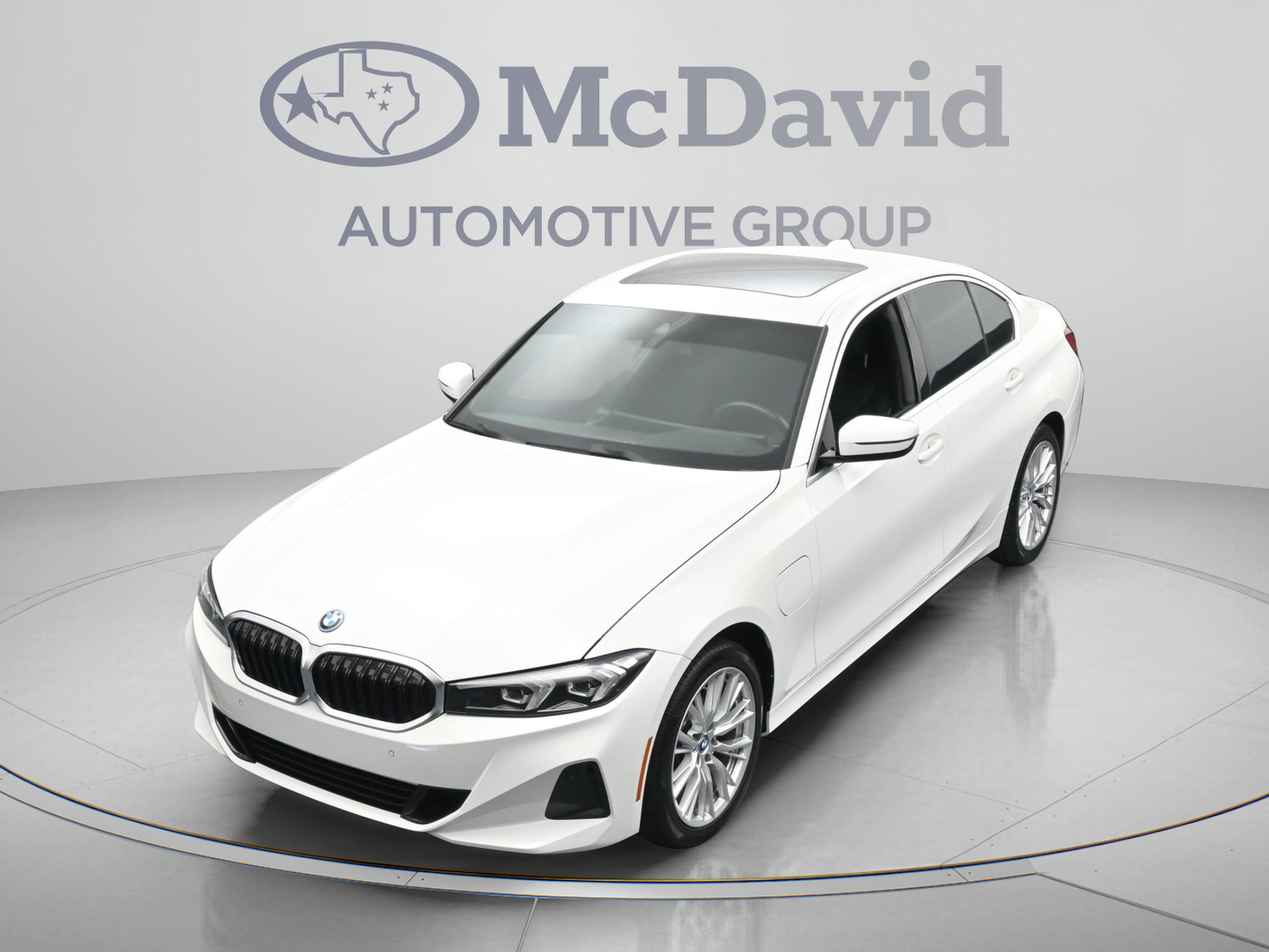 Used 2024 BMW 330e xDrive AWD/4WD image 35