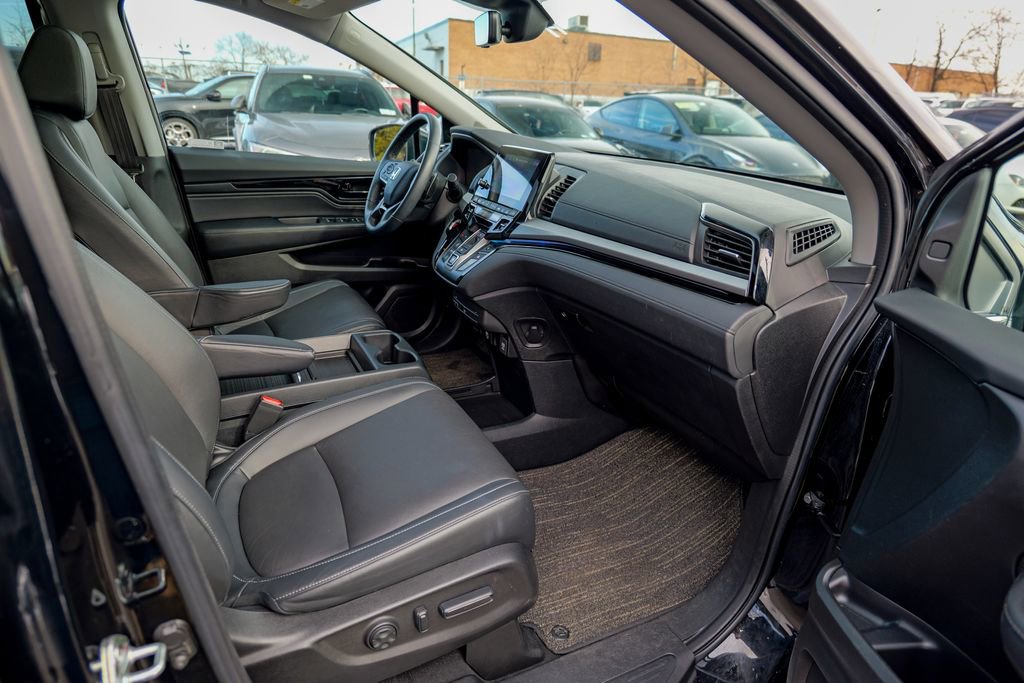 Used 2023 Honda Odyssey Touring image 38