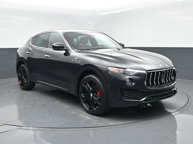 Used 2023 Maserati Levante GT image 2