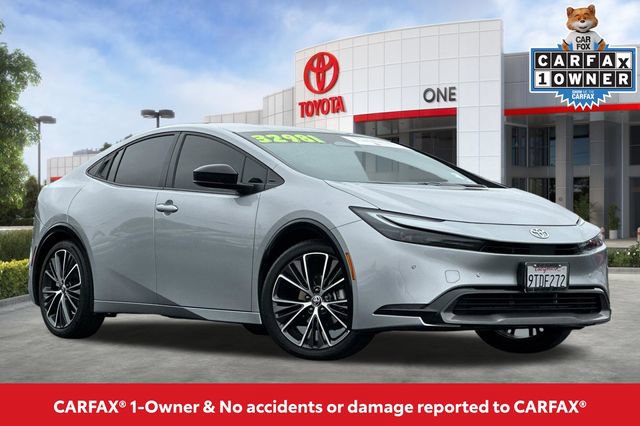 Used 2025 Toyota Prius XLE FWD video 2
