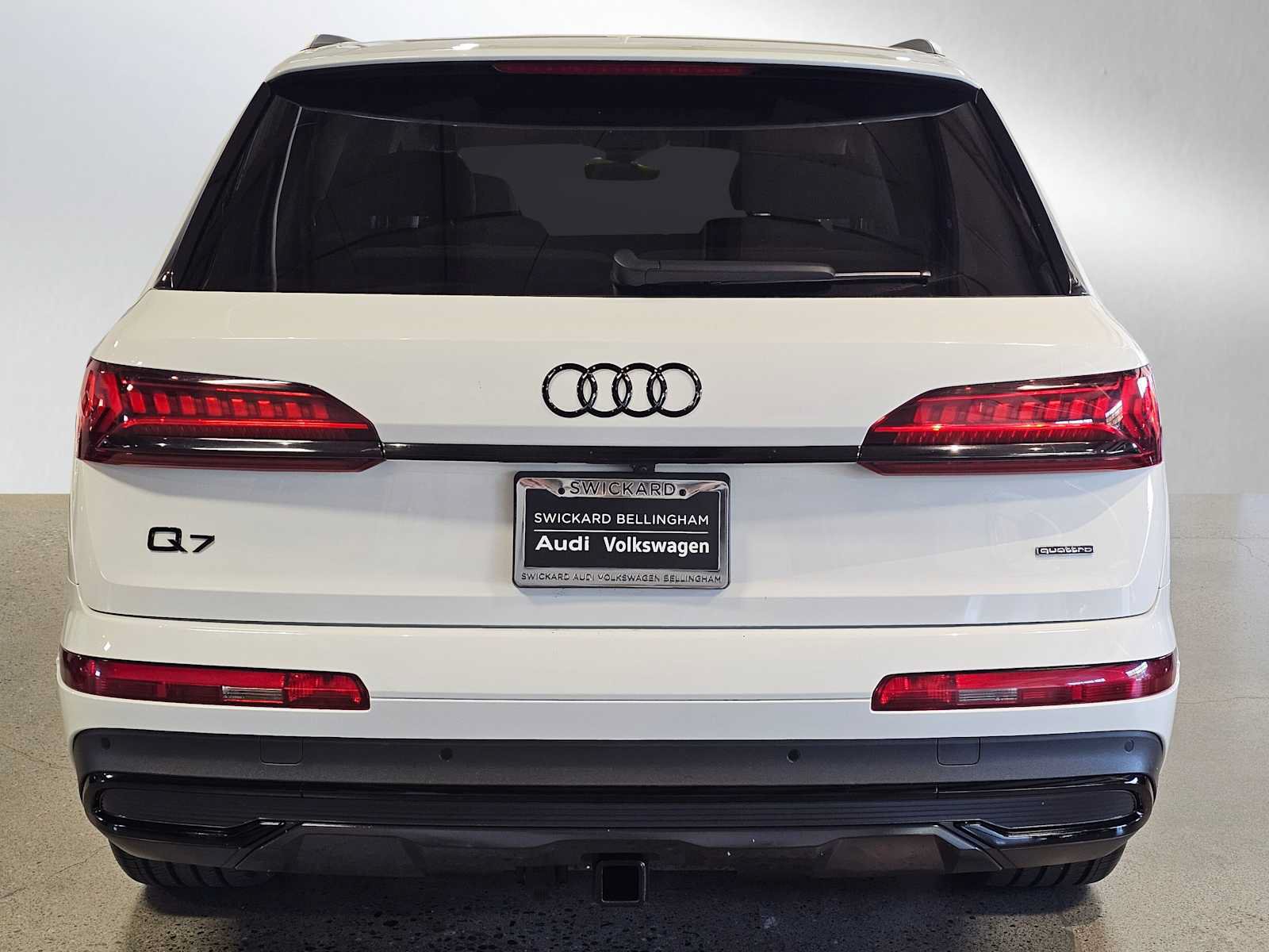 Used 2023 Audi Q7 3.0T Premium Plus w/ Premium Plus Package AWD/4WD image 4