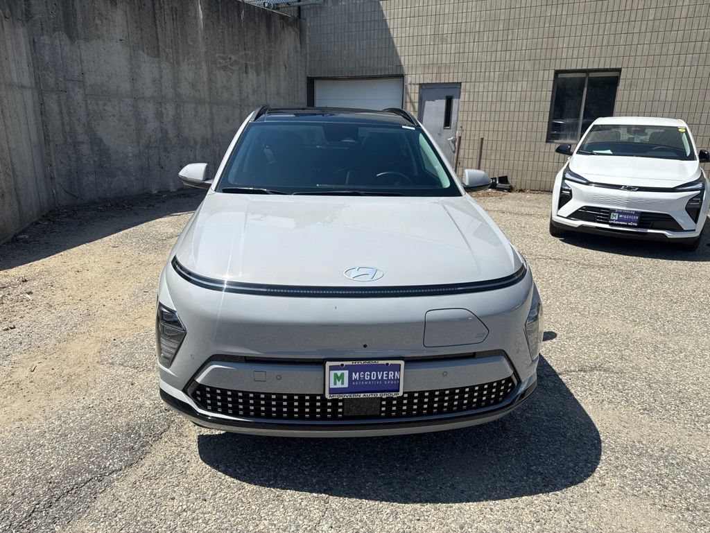 Certified 2024 Hyundai Kona Limited FWD image 10