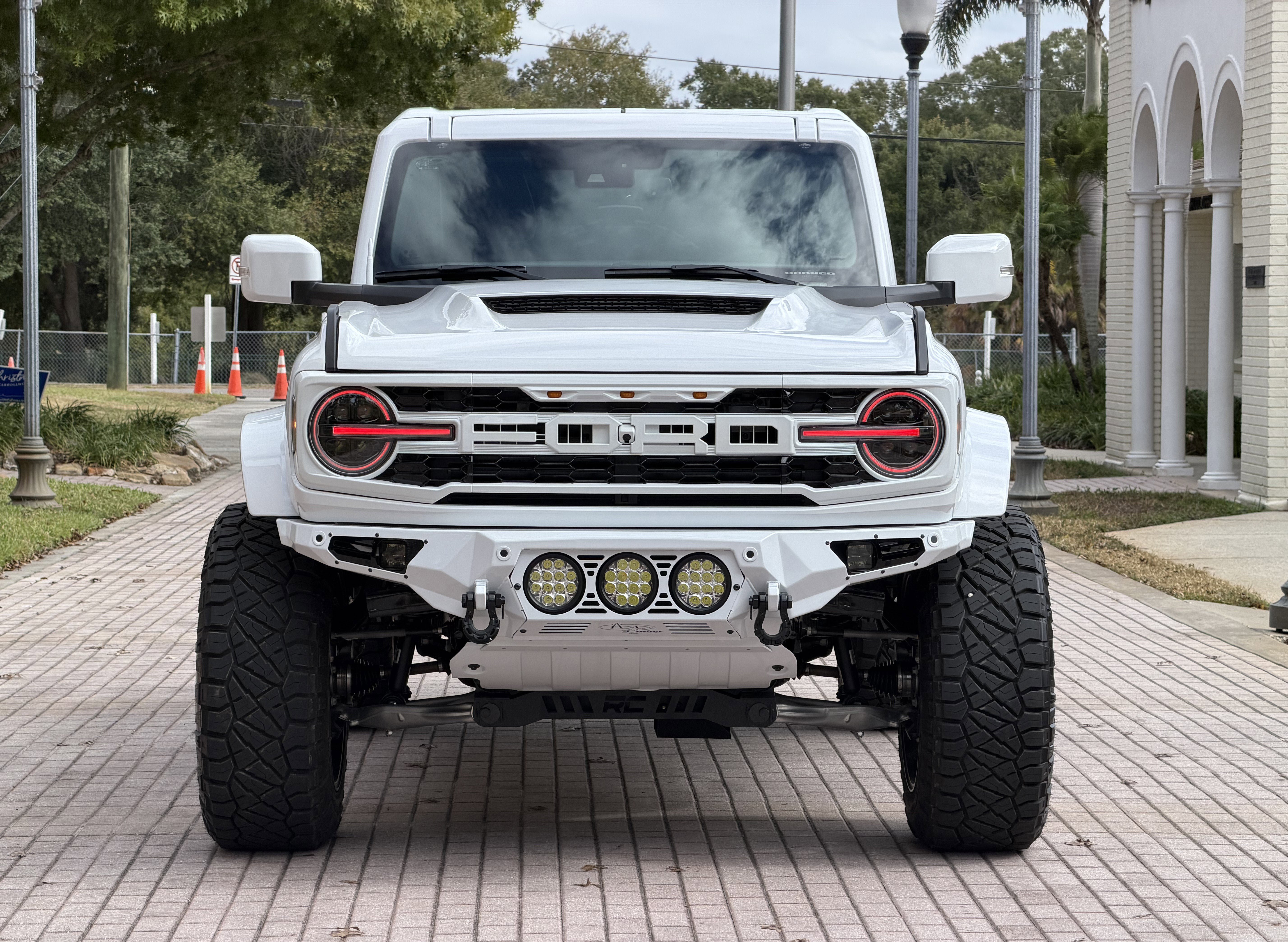 Used 2025 Ford Bronco Outer Banks AWD/4WD image 5