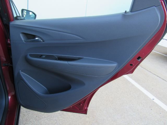 Used 2020 Chevrolet Bolt LT image 23