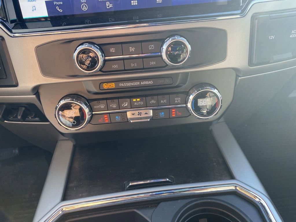 Used 2022 Ford F350 Lariat w/ Lariat Ultimate Package image 15