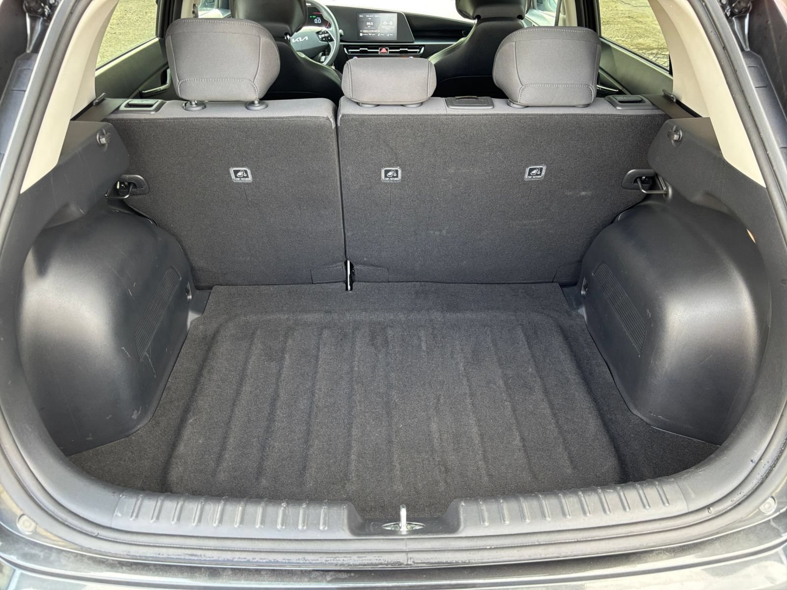 Used 2026 Kia Niro LX FWD image 30