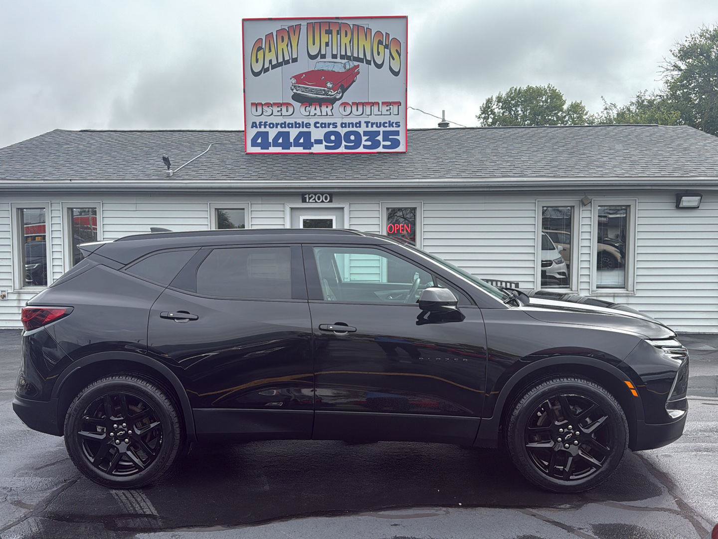 Used 2023 Chevrolet Blazer LT w/ Convenience Package FWD image 8