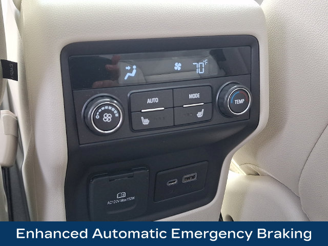 Used 2023 GMC Acadia Denali w/ Denali Technology Package AWD/4WD image 25