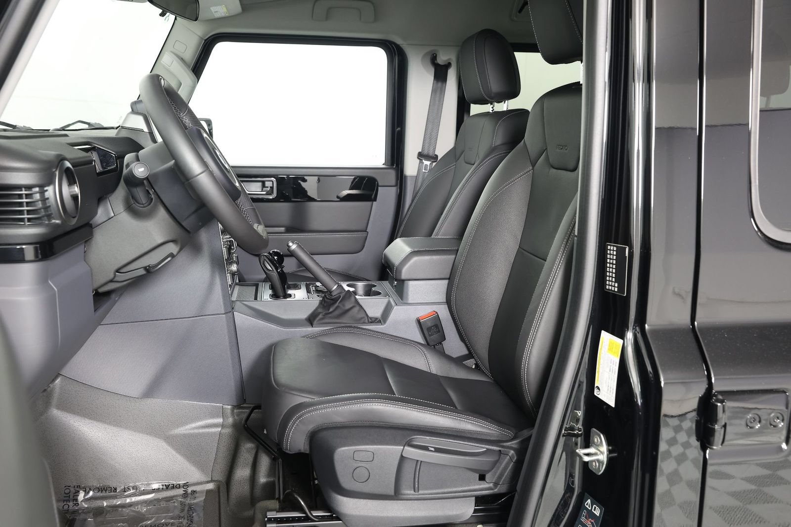 Used 2025 INEOS Grenadier AWD/4WD image 29