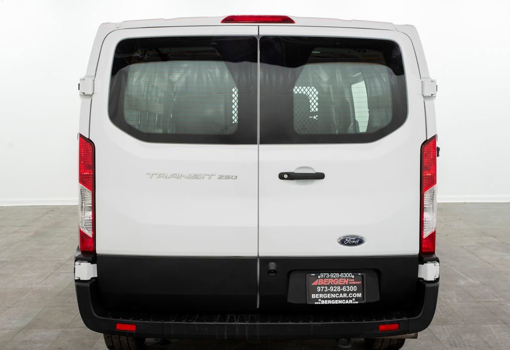 Used 2024 Ford Transit 250 Low Roof w/ Exterior Upgrade Package RWD image 9