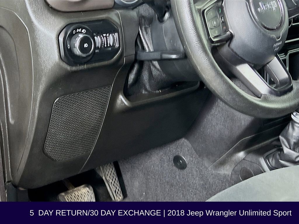 Used 2018 Jeep Wrangler Unlimited Sport AWD/4WD image 12