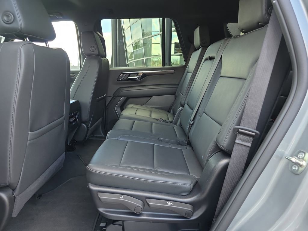 Used 2025 Chevrolet Tahoe Z71 image 10