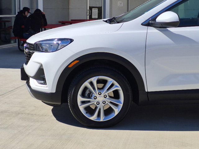 Used 2023 Buick Encore GX Preferred w/ Cold Weather Comfort Package FWD image 23