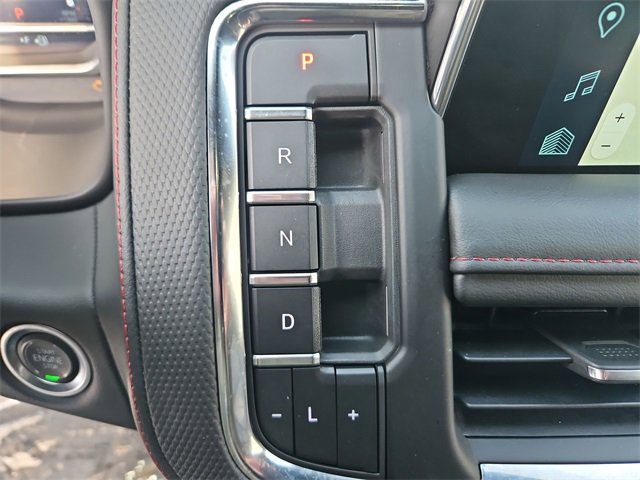 Used 2022 Chevrolet Tahoe RST w/ Luxury Package image 16