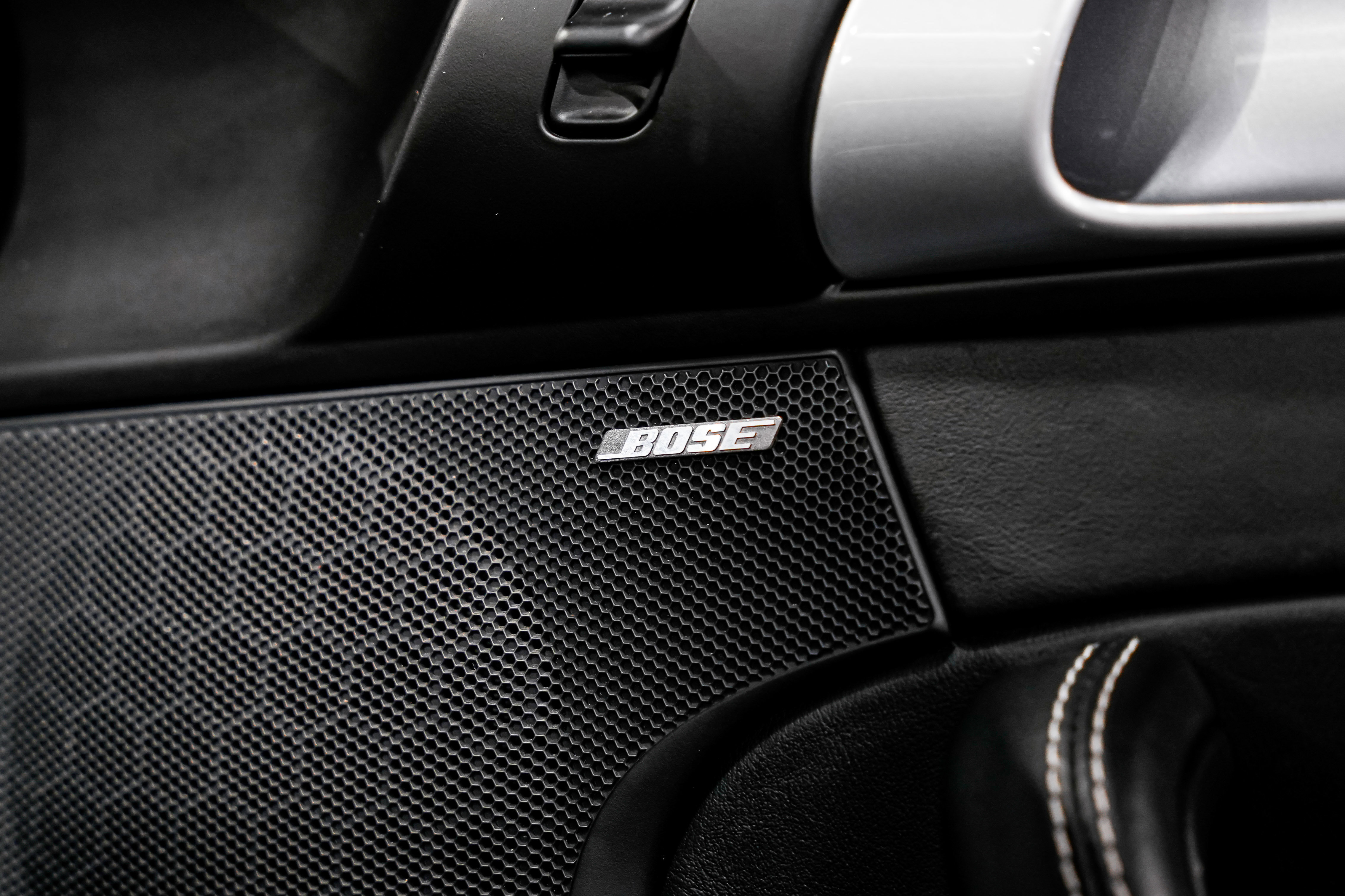 Used 2011 Porsche 911 Turbo S image 17