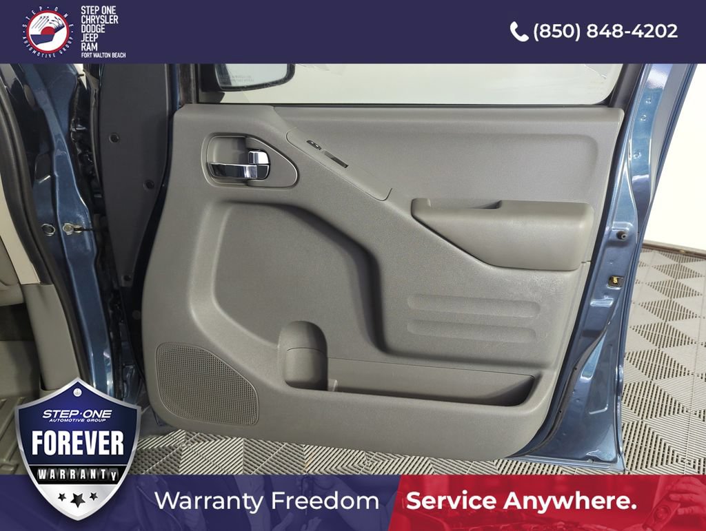 Used 2018 Nissan Frontier SV w/ Value Truck Package RWD image 31