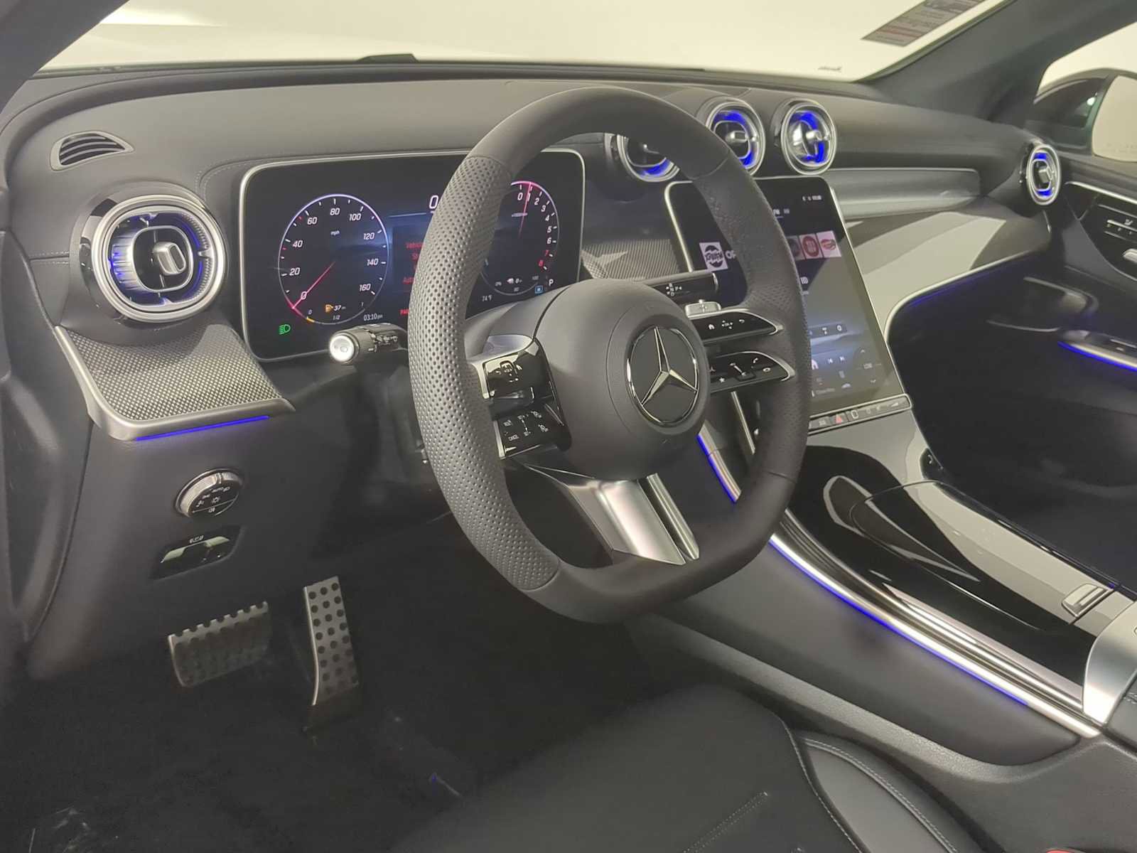 New 2026 Mercedes-Benz GLC 350e 4MATIC image 9