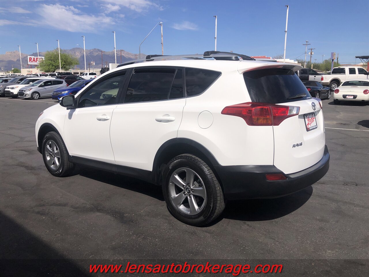 Used 2015 Toyota RAV4 XLE FWD image 6