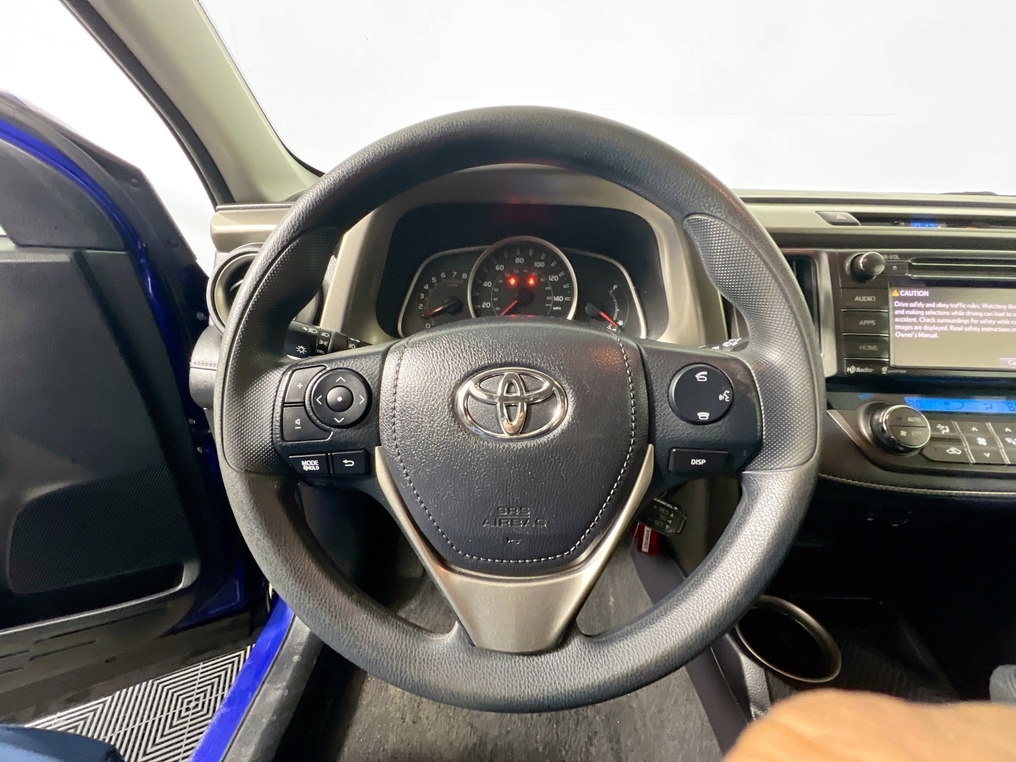 Used 2015 Toyota RAV4 XLE image 17