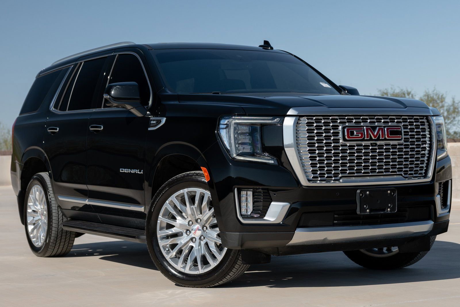 Used 2024 GMC Yukon Denali image 8