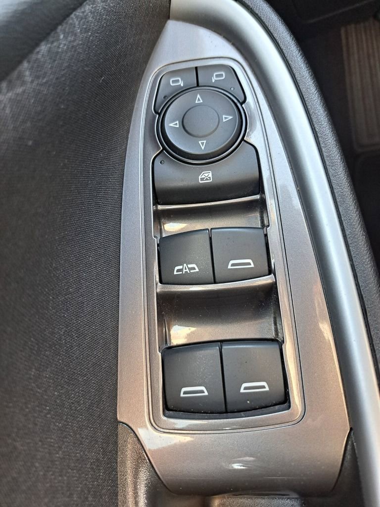 Used 2025 Chevrolet Malibu LT image 16