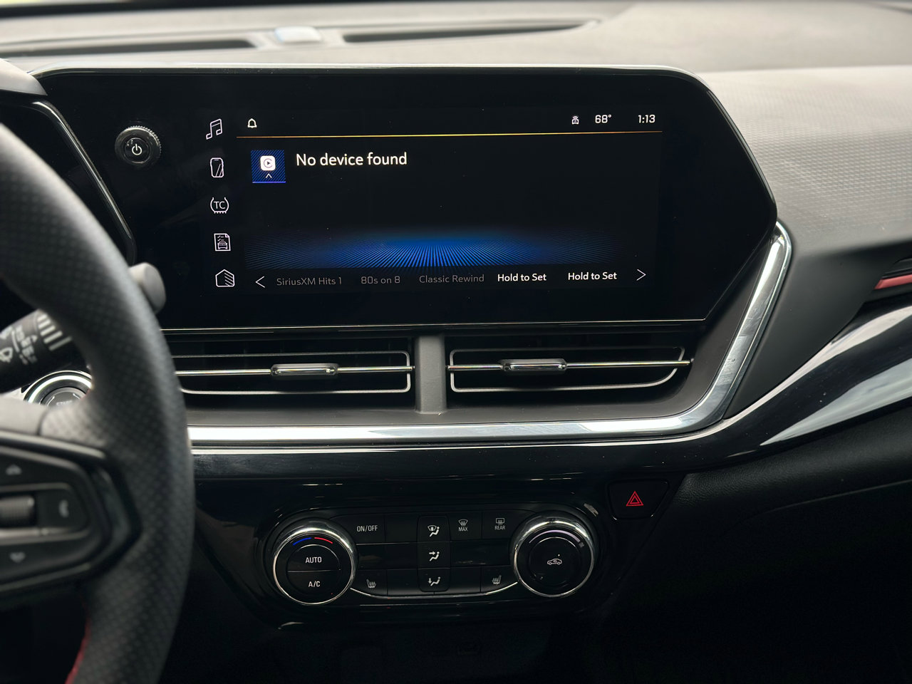 Used 2025 Chevrolet Trax RS w/ Driver Confidence Package image 11