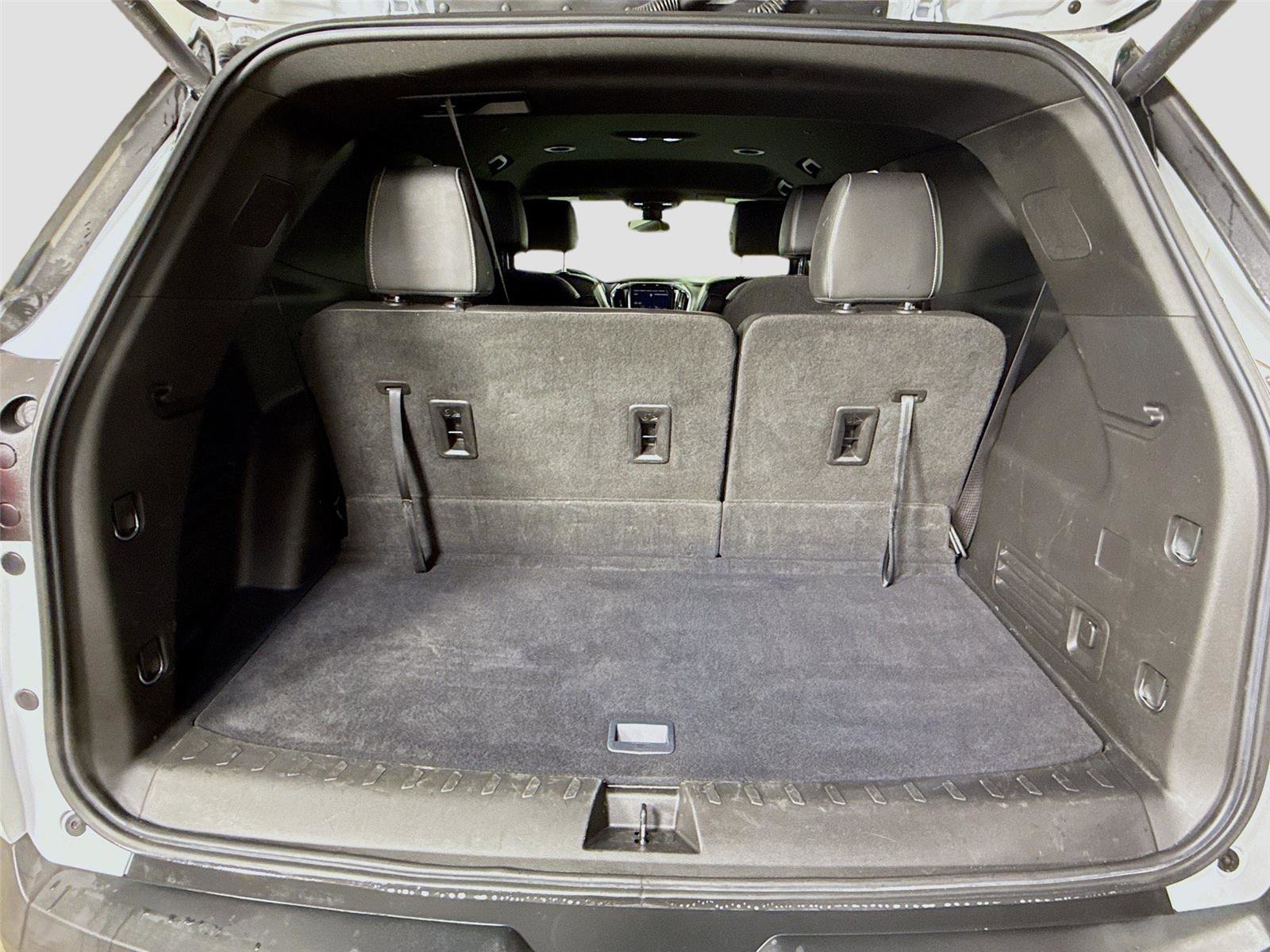 Used 2022 Chevrolet Traverse LT image 24