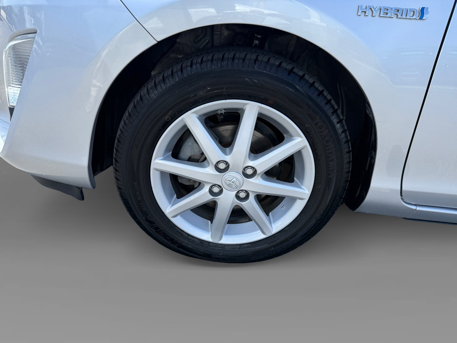 Used 2015 Toyota Prius C Three FWD image 9
