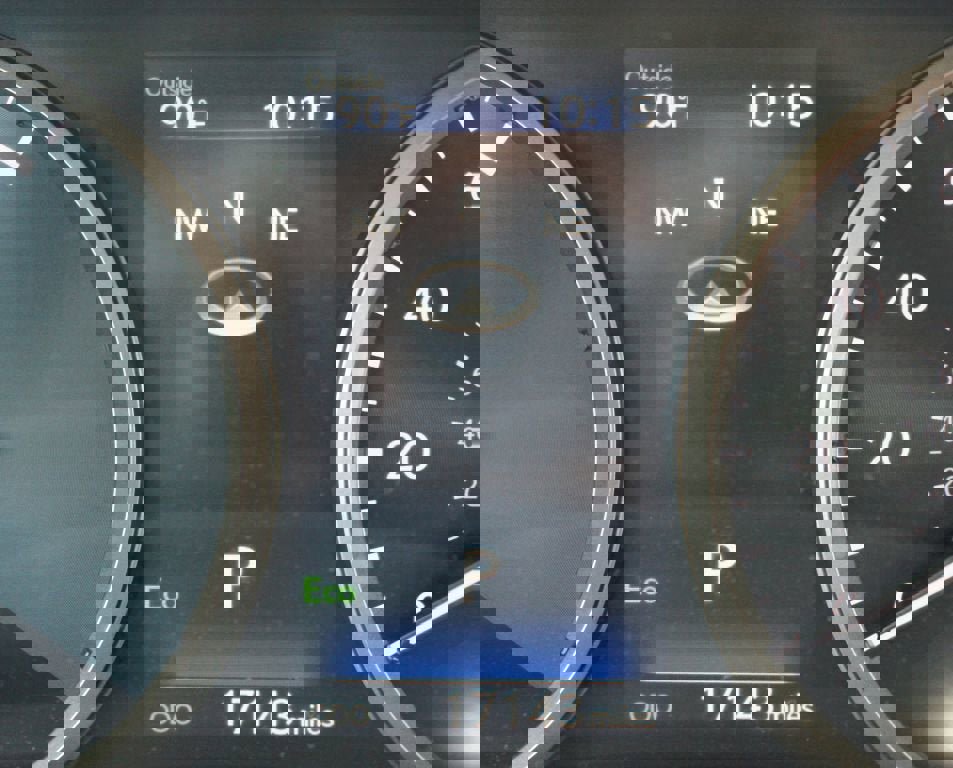 Used 2021 Lexus NX 300h AWD w/ Luxury Package image 4