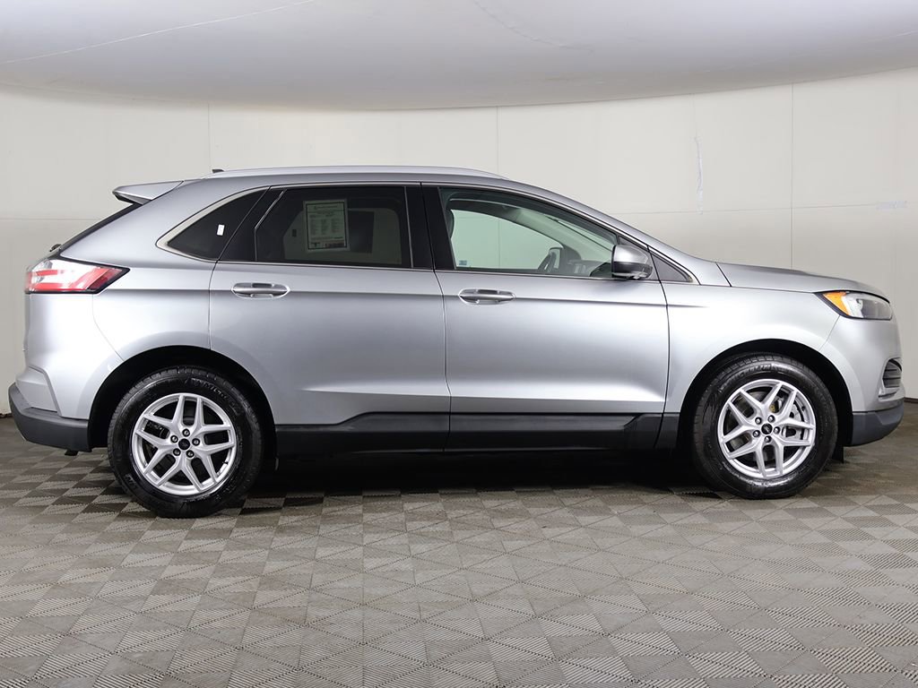 Used 2024 Ford Edge SEL w/ Convenience Package image 16