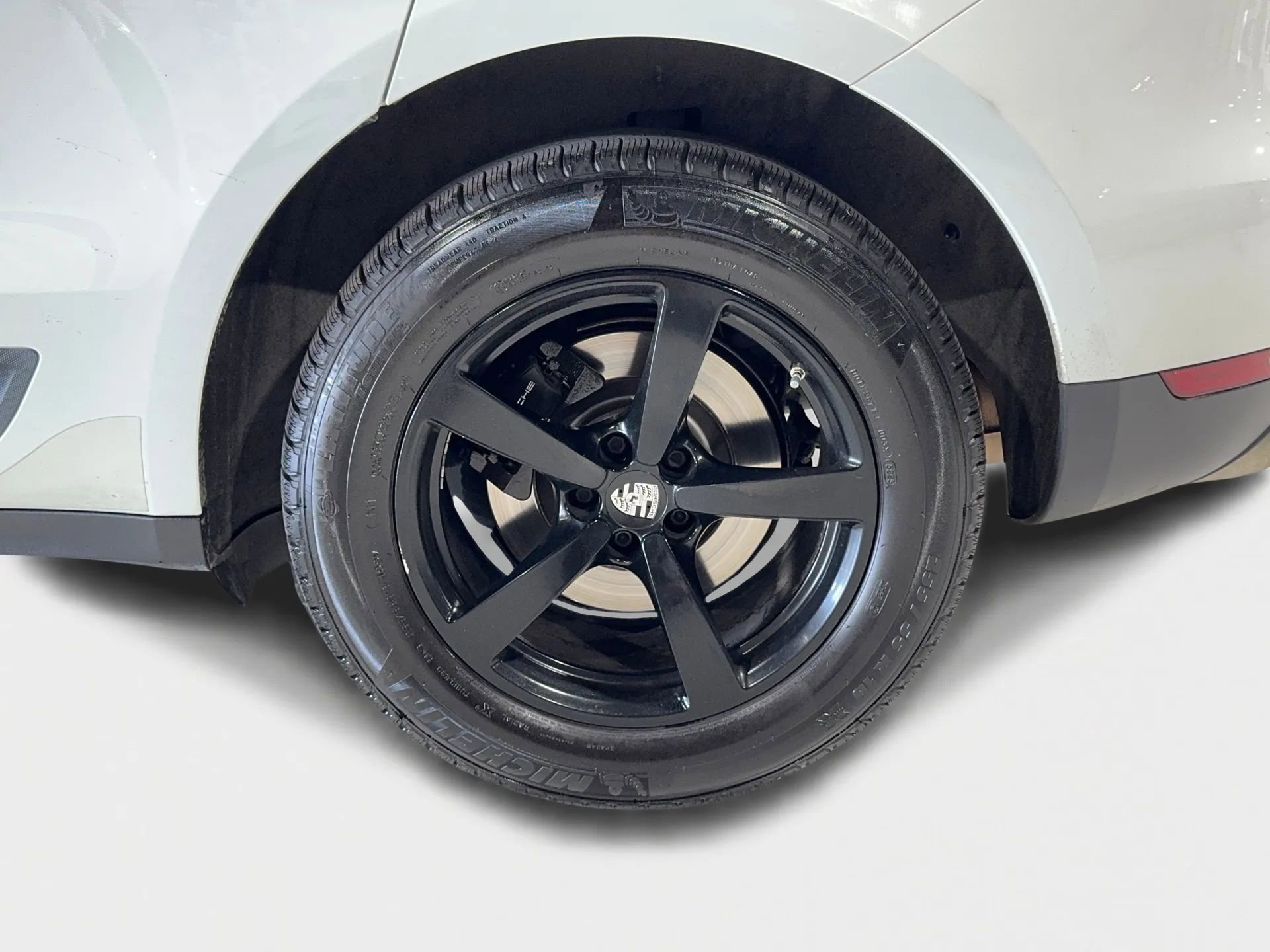 Used 2017 Porsche Macan image 32