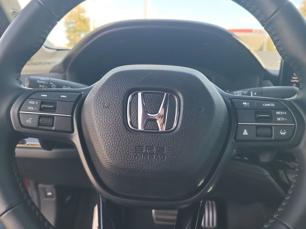 Used 2025 Honda Accord Sport image 13