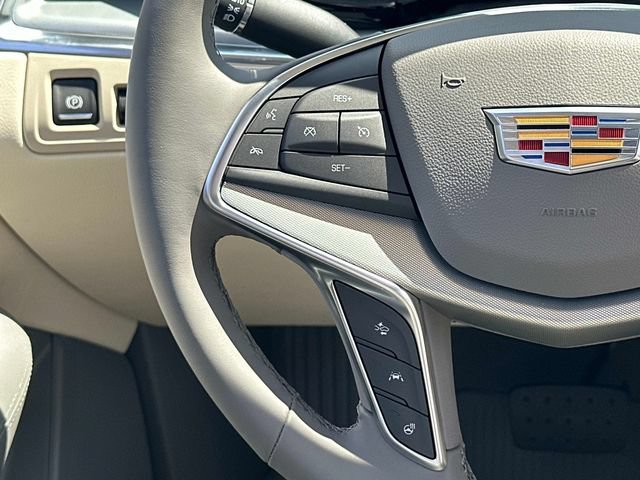 New 2026 Cadillac XT5 Premium Luxury w/ LPO, Floor Liner Package AWD/4WD image 7