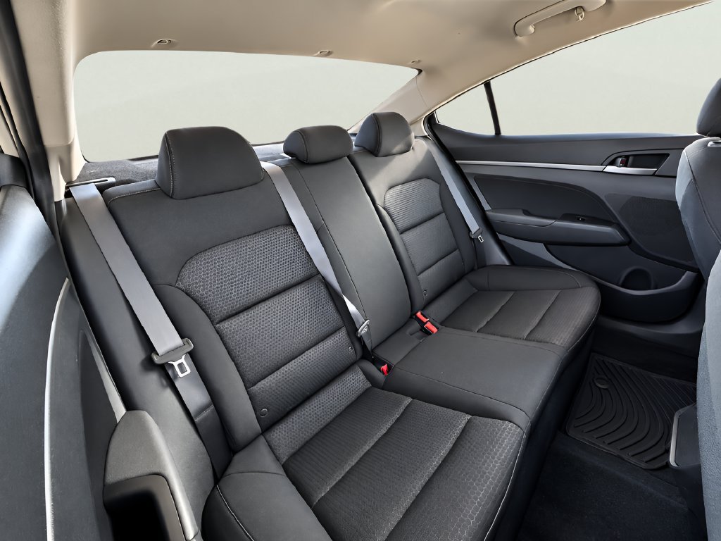 Used 2018 Hyundai Elantra SEL FWD image 13
