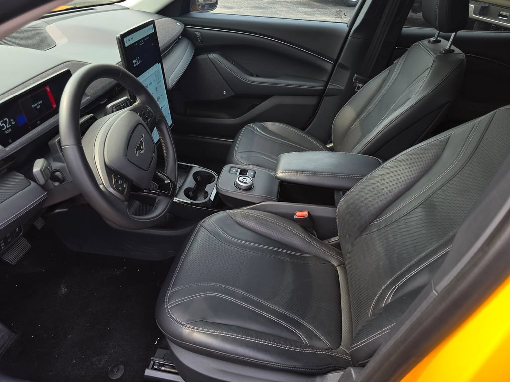 Certified 2022 Ford Mustang Mach-E Premium AWD/4WD image 9