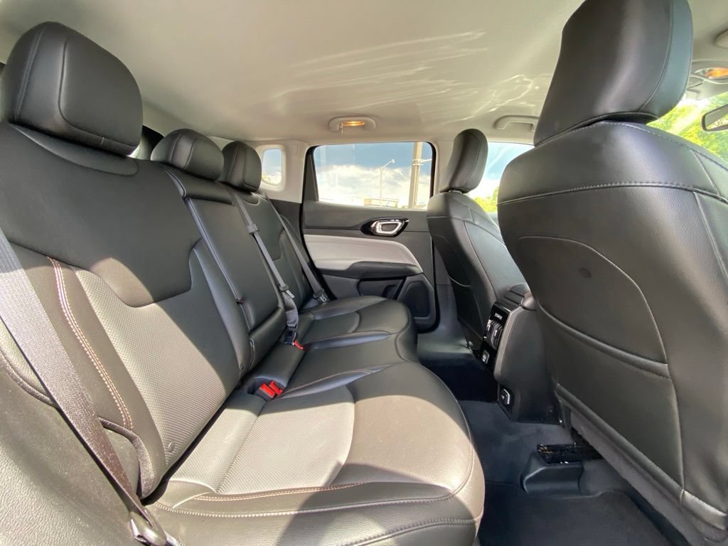 Used 2022 Jeep Compass Limited AWD/4WD image 36
