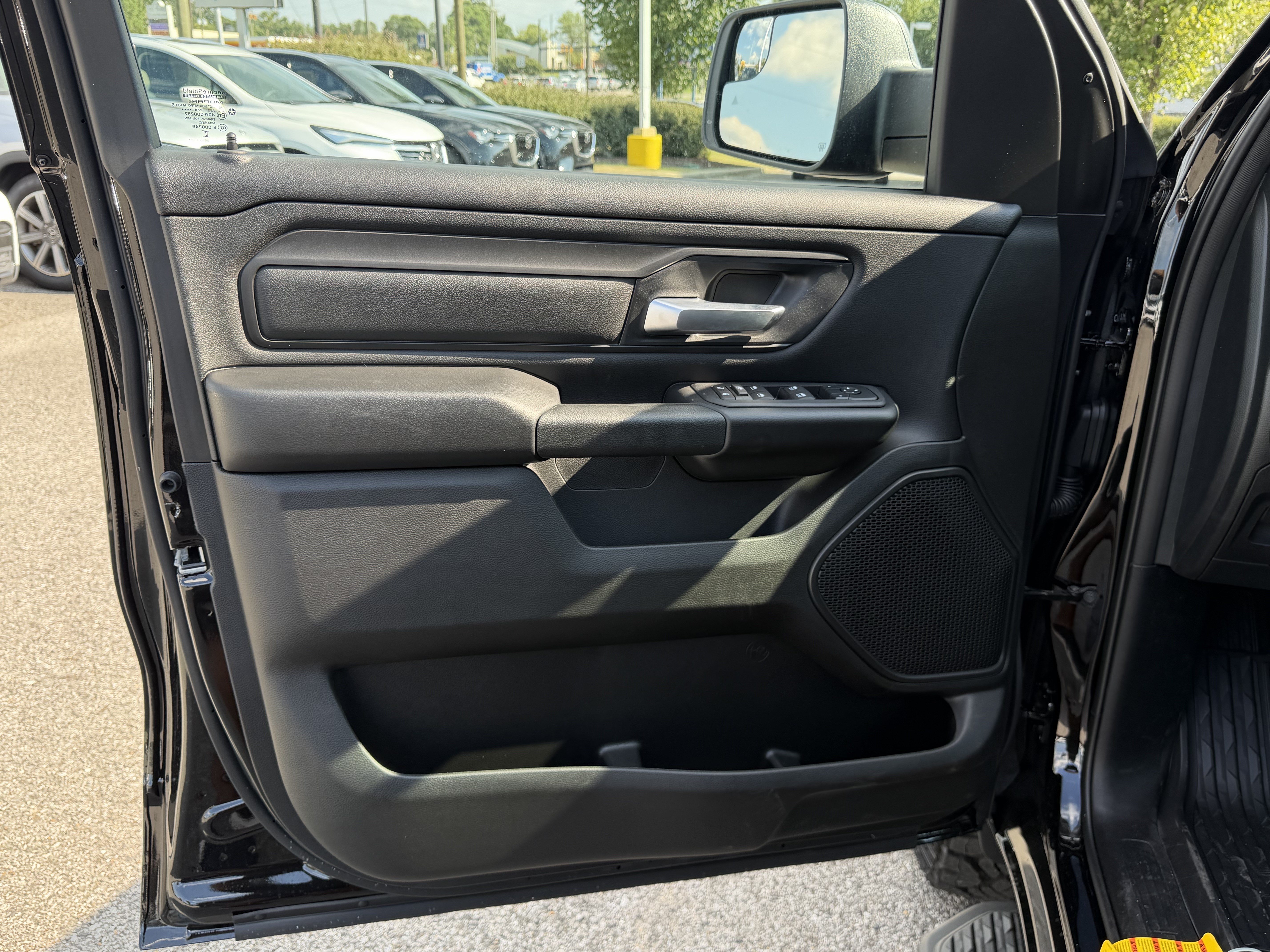 New 2026 RAM 1500 Warlock AWD/4WD image 14