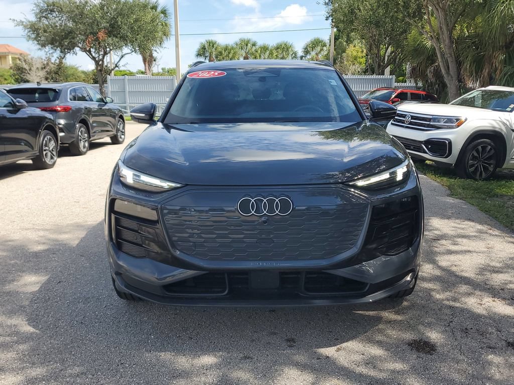 Certified 2025 Audi Q6 e-tron Premium Plus w/ Premium Plus AWD/4WD image 10