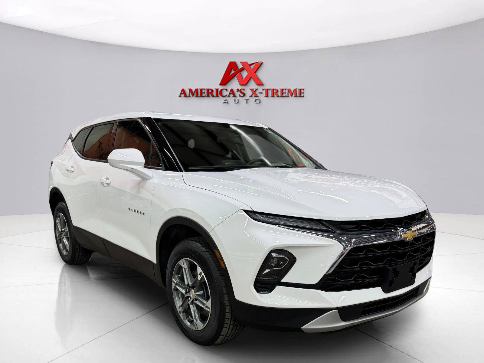 Used 2024 Chevrolet Blazer LT FWD image 10
