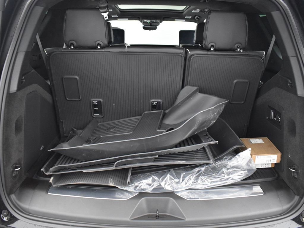 Certified 2025 Cadillac Escalade Sport Platinum w/ LPO, Floor Liner Package image 10