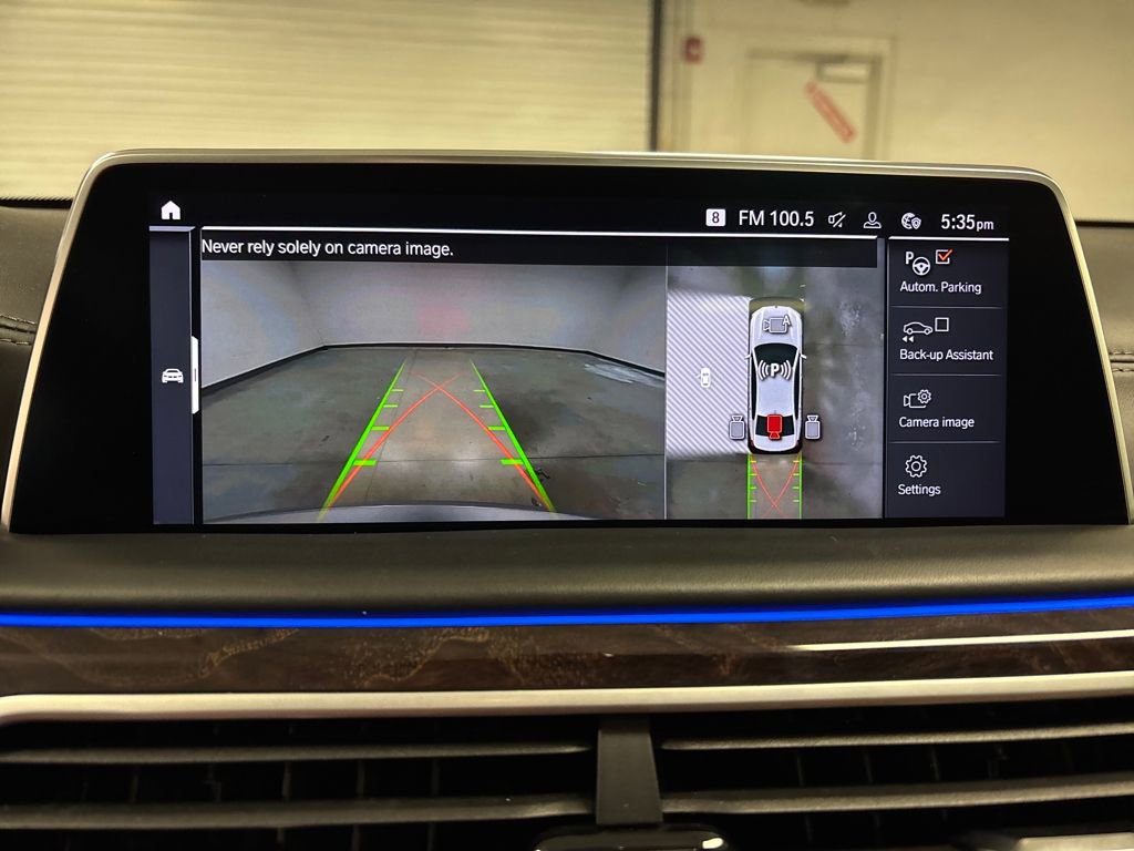 Used 2021 BMW 750i xDrive w/ Executive Package image 42